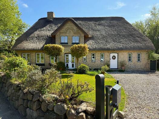 Haus zum Kauf 775.000 € 6 Zimmer 192 m² 872 m² Grundstück Winnert 25887