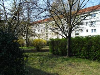 Wohnung zur Miete 237 € 2 Zimmer 40 m² 3. Geschoss frei ab sofort John- Schehr- Straße 41, EG Mitte Lauta Lauta 02991