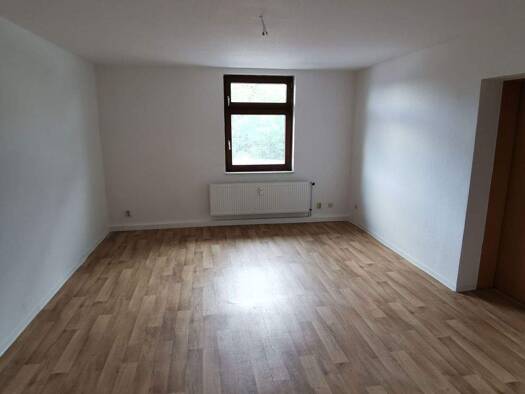 Wohnung zur Miete 450 € 3 Zimmer 90 m² Geschoss 2/2 frei ab 01.06.2026 Chausseestraße 17 Schönebeck Schönebeck (Elbe) 39218
