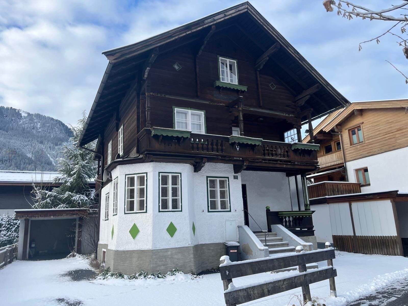 Einfamilienhaus zum Kauf provisionsfrei 1.490.000 € 6 Zimmer 105 m²<br/>Wohnfläche 367 m²<br/>Grundstück ab sofort<br/>Verfügbarkeit Kitzbühel 6370