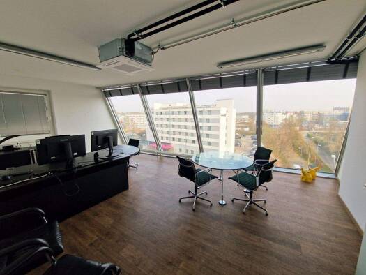 Bürofläche zur Miete provisionsfrei 12 € 13 Zimmer 350 m² Bürofläche teilbar von 104 m² bis 245 m² Leipziger Platz 19 Nordostbahnhof Nürnberg 90491