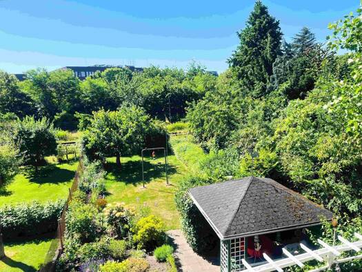 Einfamilienhaus zum Kauf 695.000 € 7 Zimmer 185 m² 350 m² Grundstück Hansaviertel Rostock 18059