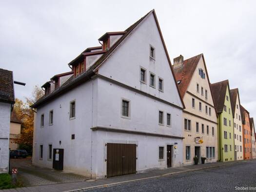 Haus zum Kauf 890.000 € 169 m² 1.280 m² Grundstück Rothenburg Rothenburg ob der Tauber 91541