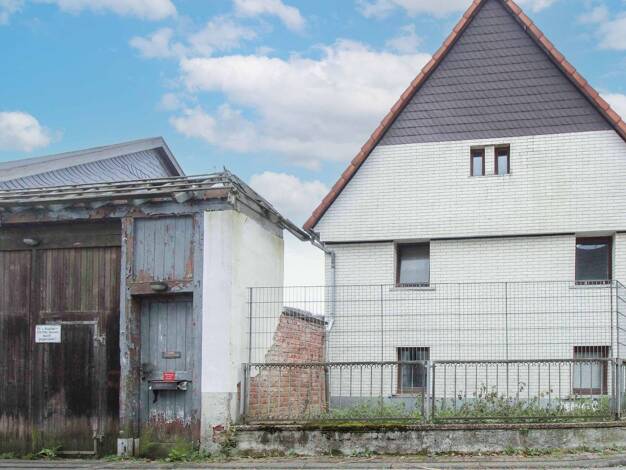Reihenendhaus zum Kauf 149.000 € 7 Zimmer 105,9 m² 165 m² Grundstück Ehlhalten Eppstein 65817