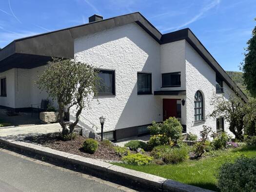 Einfamilienhaus zum Kauf 489.000 € 4 Zimmer 140 m² 665 m² Grundstück Ebermannstadt 91320