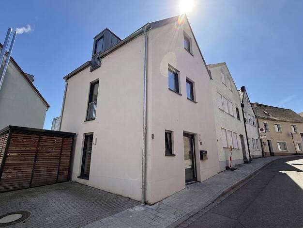 Wohnung zum Kauf 315.000 € 3 Zimmer 84 m² Dingolfing Dingolfing 84130