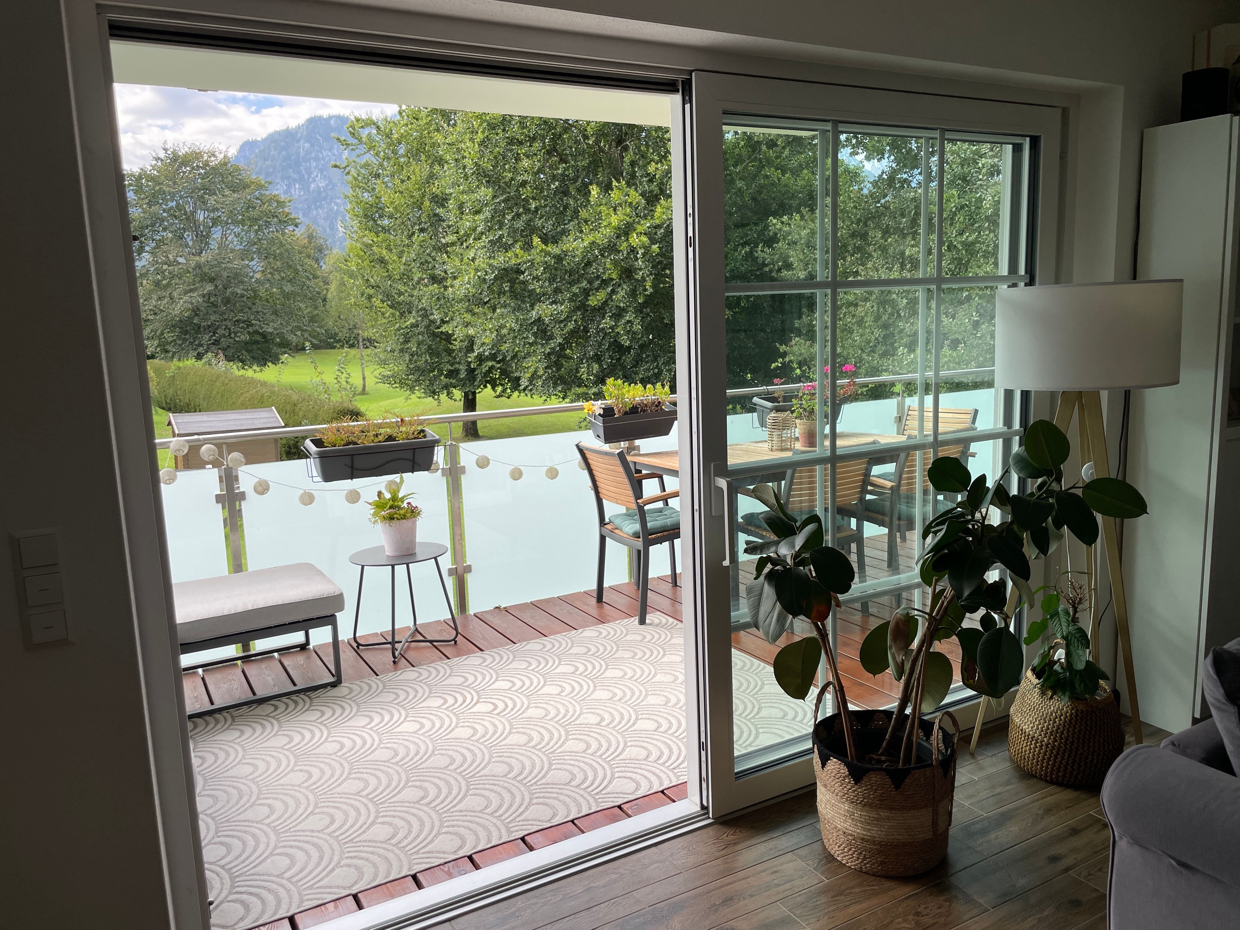 Wohnung zur Miete 1.665 € 4 Zimmer 111 m²<br/>Wohnfläche 1.<br/>Geschoss 01.02.2025<br/>Verfügbarkeit Kreuzfeldstraße Inzell Inzell 83334