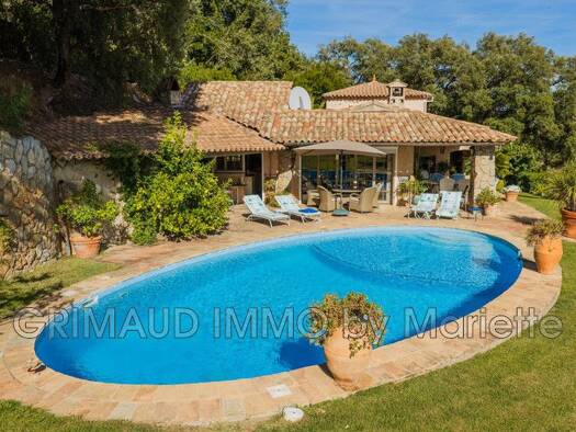 Villa zum Kauf als Kapitalanlage geeignet 1.800.000 € 6 Zimmer 245 m² 11.800 m² Grundstück La Garde-Freinet 83680