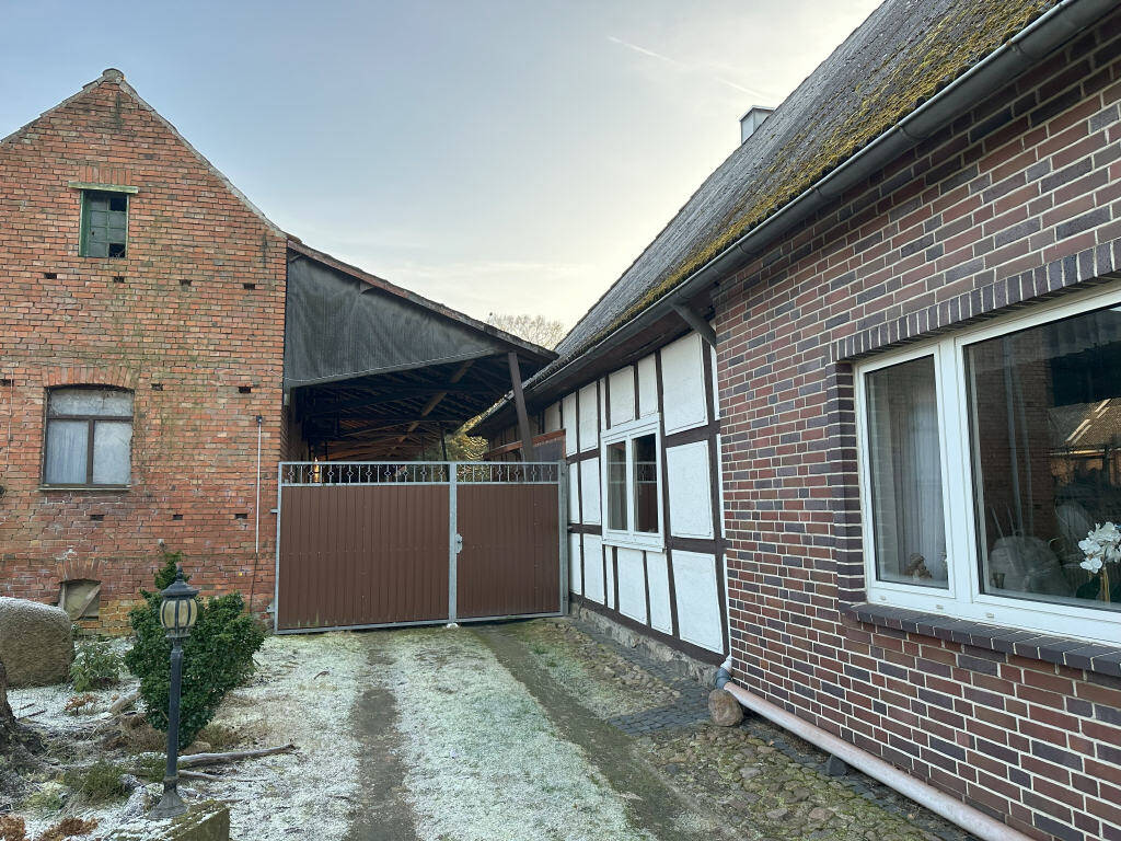 Haus zum Kauf - Ansicht 2