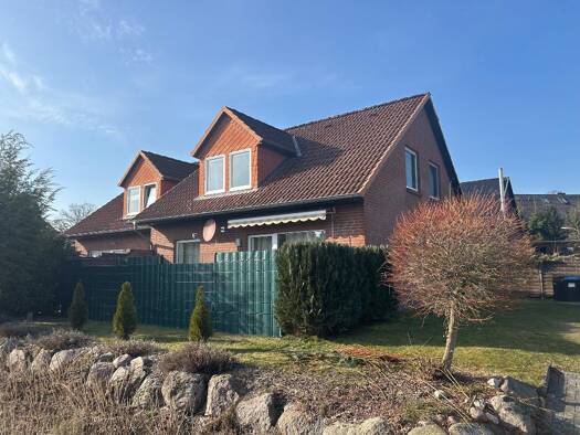 Haus zum Kauf 250.000 € 7 Zimmer 210 m² 706 m² Grundstück Bodenteich Bad Bodenteich 29389