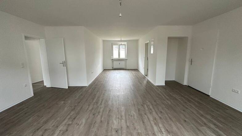 Wohnung zur Miete 991 € 4 Zimmer 101,1 m² frei ab 28.05.2025 Marktoberdorfer Str. 19 Kaufbeuren Kaufbeuren 87600