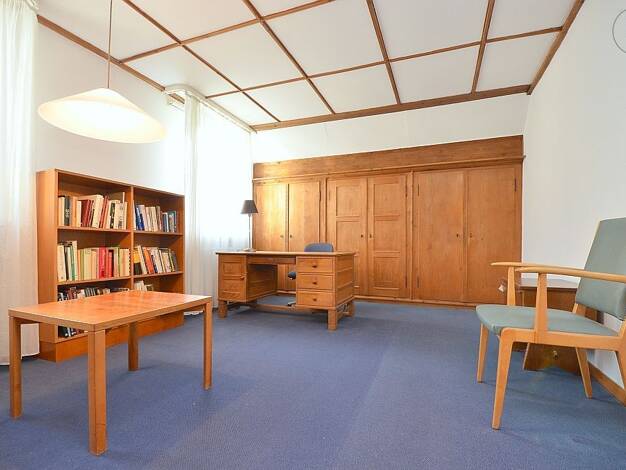 WG-Zimmer zur Miete auf Zeit 730 € 28 m² 2. Geschoss frei ab 01.10.2026 West Stuttgart 70176