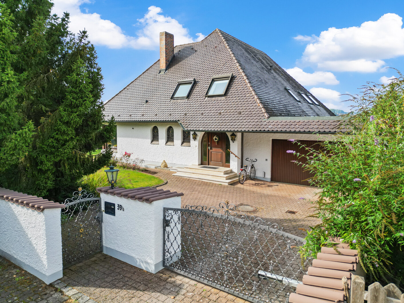 Villa zum Kauf 6 Zimmer 160 m²<br/>Wohnfläche ab sofort<br/>Verfügbarkeit Westheim Neusäß 86356