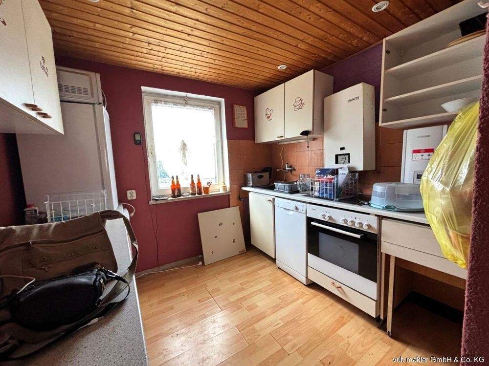 Immobilie in Selbitz - Projekt für Könner: Einfamilienhaus mit Nebengebäude in Selbitz - Bild 3