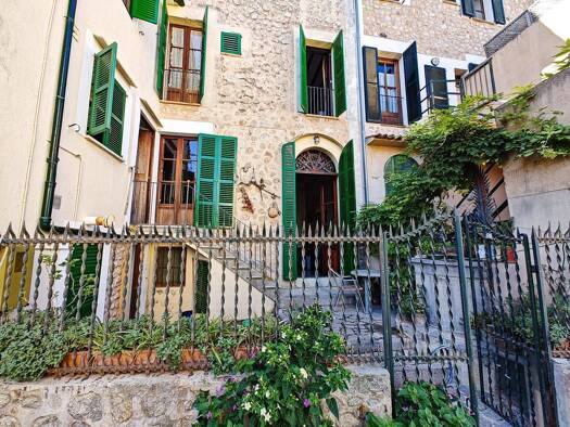 Reihenhaus zum Kauf 1.100.000 € 6 Zimmer 330 m² 500 m² Grundstück Calle del Mar Sóller 07100