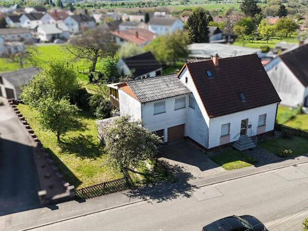 Haus zum Kauf 199.000 € 7 Zimmer 189 m² 829 m² Grundstück Vinningen 66957