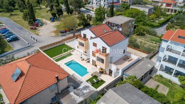 Haus zum Kauf 2.000.000 € 7 Zimmer 450 m² 712 m² Grundstück Split