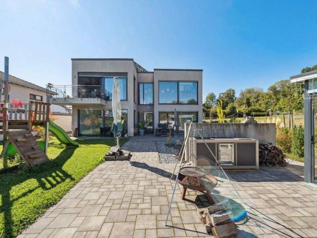 Villa zum Kauf provisionsfrei 879.000 € 5 Zimmer 255 m² 643 m² Grundstück Speicher 54662