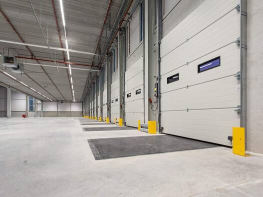 Lagerhalle zur Miete provisionsfrei 5.000 m² Lagerfläche Südstadt Fürth 90763