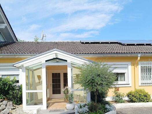 Haus zum Kauf 549.000 € 5 Zimmer 203 m² 837 m² Grundstück Höchfelden Neuhaus am Inn 94152