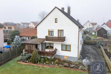 Mehrfamilienhaus zum Kauf 289.000 € 5 Zimmer 141 m² 854 m² Grundstück frei ab sofort Mötzing Mötzing 93099