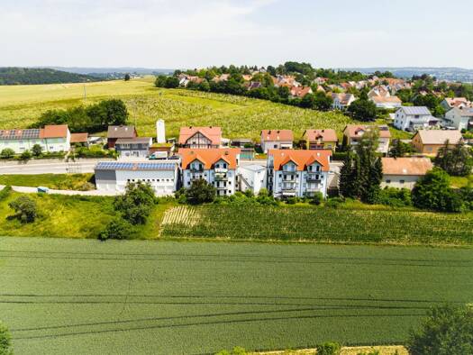 Wohnung zur Miete 1.425 € 3 Zimmer 83,2 m² Oppersdorf Lappersdorf 93138
