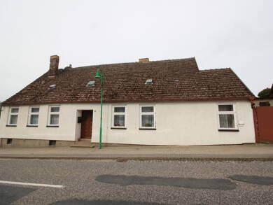 Einfamilienhaus zum Kauf 95.000 € 5 Zimmer 140 m² 1.755 m² Grundstück Brüssow 17326