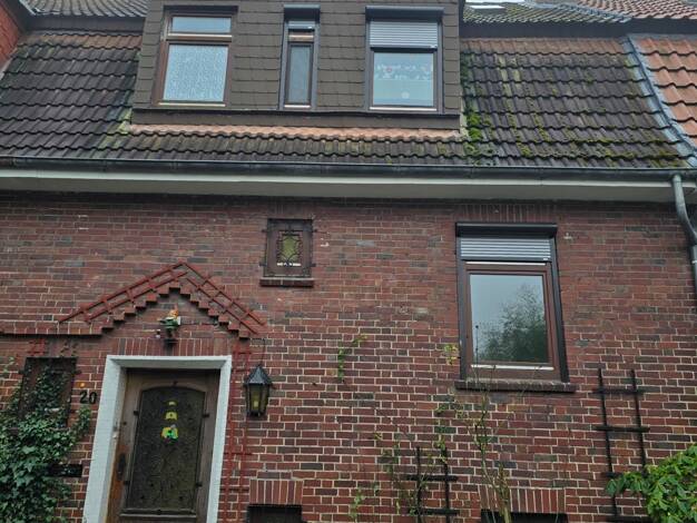 Reihenmittelhaus zum Kauf 99.000 € 5 Zimmer 90 m² 297 m² Grundstück Heppens Wilhelmshaven 26384