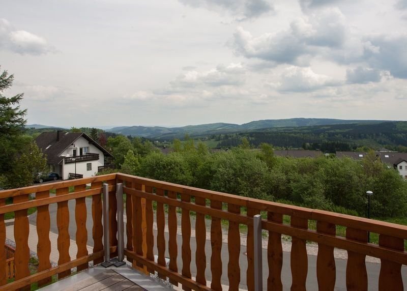 Studio zum Kauf 229.000 € 4 Zimmer 72 m²<br/>Wohnfläche 2.<br/>Geschoss Am Gerkenstein 29 Neuastenberg Winterberg 59955