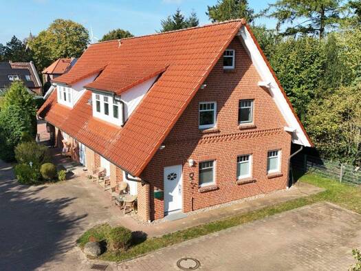 Mehrfamilienhaus zum Kauf 689.000 € 8 Zimmer 236 m² 1.080 m² Grundstück Pattensen Winsen - Pattensen 21423