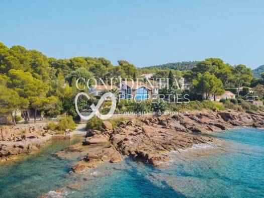 Einfamilienhaus zum Kauf 8.750.000 € 9 Zimmer 240 m² 2.150 m² Grundstück Le Dramont-Agay-Anthéor-Le Trayas Saint-Raphaël 83700