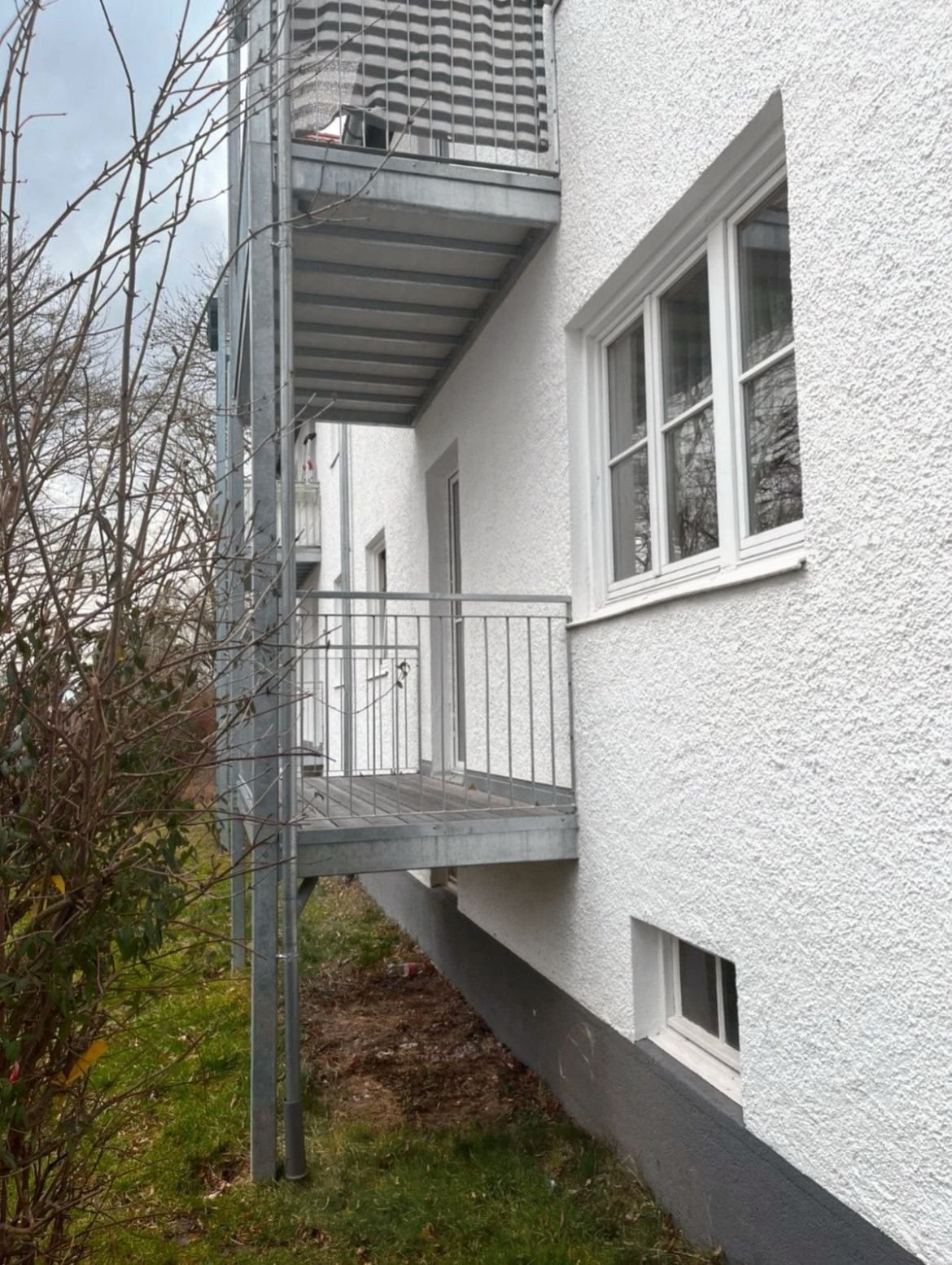 Wohnung zum Kauf 219.000 € 4 Zimmer 85 m²<br/>Wohnfläche Buckhausstraße 7 Hennenbach Ansbach 91522