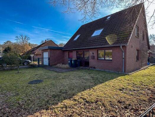 Einfamilienhaus zum Kauf 349.000 € 5 Zimmer 124,4 m² 584 m² Grundstück Büchen / Steinautal 21514