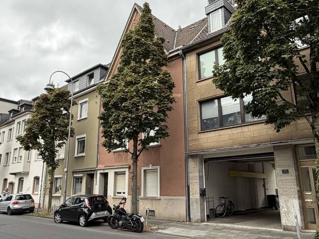 Mehrfamilienhaus zum Kauf als Kapitalanlage geeignet 449.000 € 256 m² 349 m² Grundstück Dellbrück Mülheim 51069