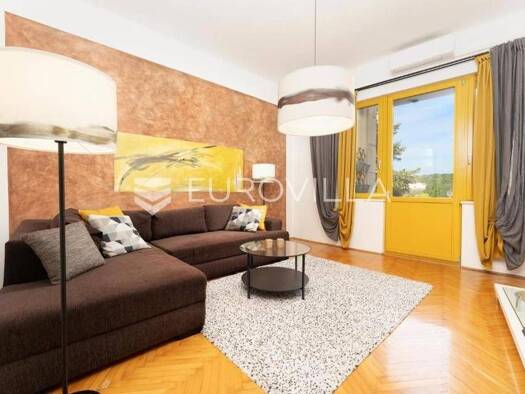 Wohnung zur Miete 1.500 € 2 Zimmer 95 m² 2. Geschoss Centar Pula