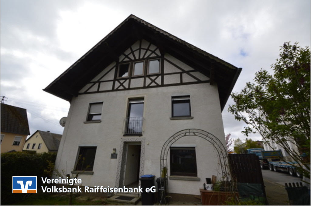 Einfamilienhaus zum Kauf 145.000 € 8 Zimmer 295 m²<br/>Grundstück Hundheim Morbach-Hundheim-Hundheim 54497