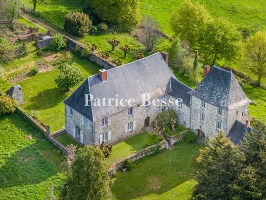 Einfamilienhaus zum Kauf 480.000 € 11 Zimmer 400 m² 71.982 m² Grundstück Uzerche 19140