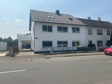 Haus zum Kauf provisionsfrei 550.000 € 9 Zimmer 210 m² 323 m² Grundstück Vöhringen Vöhringen 89269