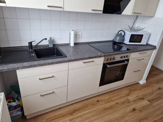 Wohnung zur Miete 399 € 3 Zimmer 64,7 m² 2. Geschoss frei ab 01.08.2026 Hofer Straße 34 Sonnenberg Chemnitz 09130