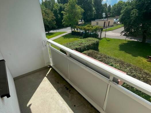 Wohnung zur Miete 405 € 3 Zimmer 57,8 m² Geschoss 1/4 frei ab sofort Priesterstraße 34 Neustädtel Schneeberg 08289