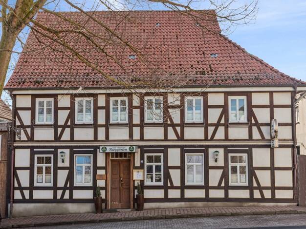 Haus zum Kauf 349.000 € 16 Zimmer 1.977 m² Grundstück Eldagsen Springe 31832