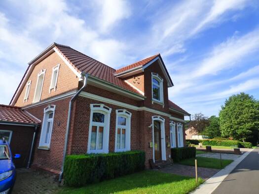 Mehrfamilienhaus zum Kauf 449.000 € 450 m² 2.835 m² Grundstück Augustfehn I Apen 26689