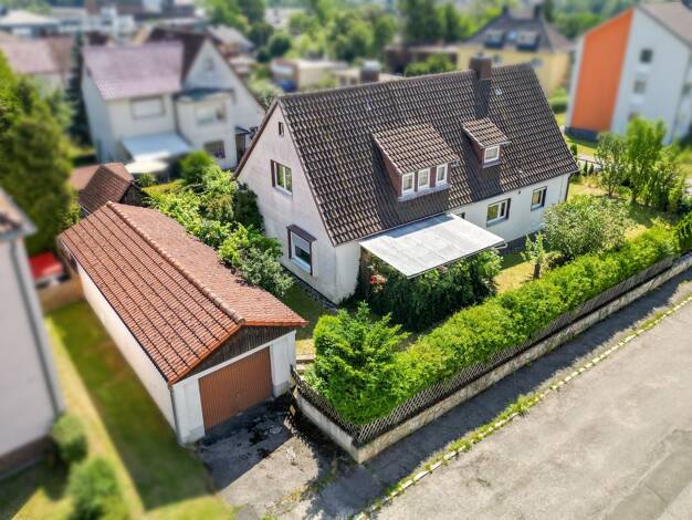 Einfamilienhaus zum Kauf 248.000 € 5 Zimmer 130 m² 681 m² Grundstück Oeslau Rödental 96472