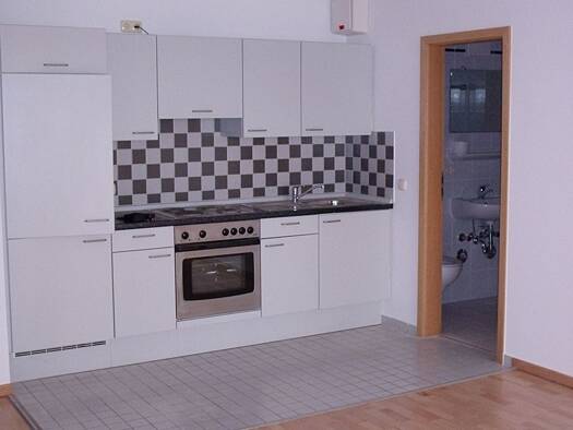 Wohnung zur Miete 355 € 2 Zimmer 46,5 m² Geschoss 1/5 frei ab sofort Bischofstraße 25 Leutzsch Leipzig 04179
