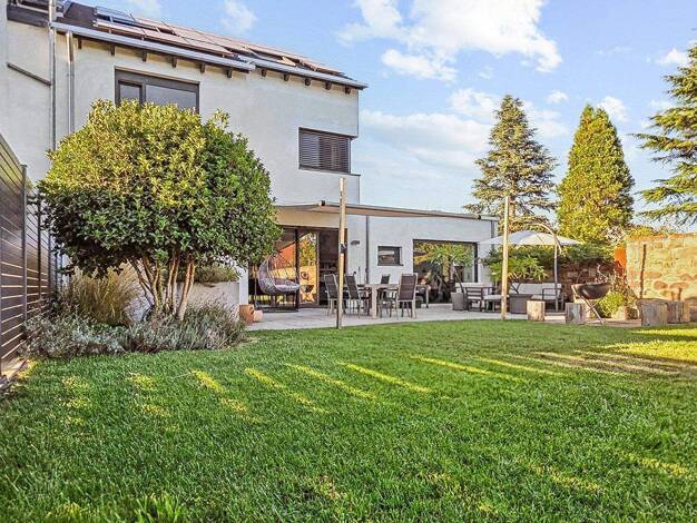 Einfamilienhaus zum Kauf 895.000 € 8 Zimmer 270 m² 950 m² Grundstück Hanhofen 67374