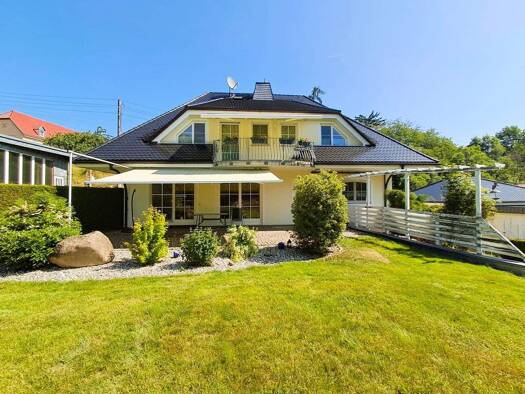 Haus zum Kauf 690.000 € 8 Zimmer 284 m² 5.363 m² Grundstück Miltitz Klipphausen 01665