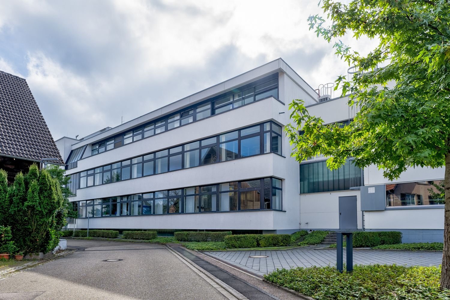 Bürogebäude zur Miete 4.807,50 € 641 m²<br/>Bürofläche ab 225 m²<br/>Teilbarkeit Nußbach Oberkirch / Stadelhofen 77704