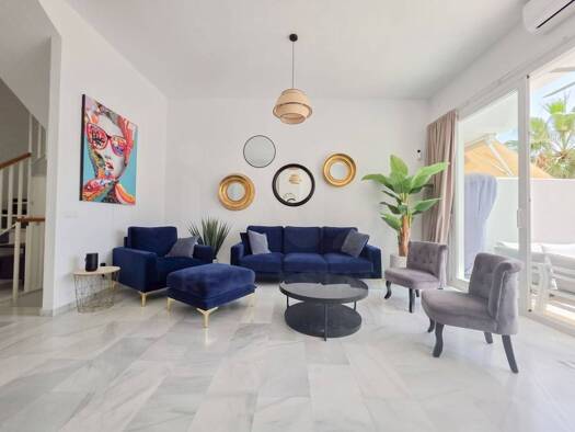Villa zum Kauf 520.000 € 4 Zimmer 240 m² 30 m² Grundstück Rincón de la Victoria 29738