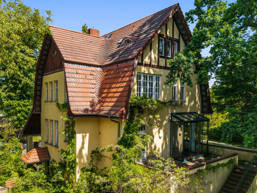 Einfamilienhaus zum Kauf 1.465.000 € 8 Zimmer 333,5 m² 1.277 m² Grundstück Falkensee 14612