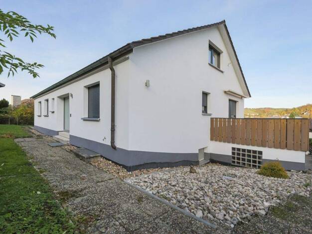 Einfamilienhaus zur Miete 1.450 € 6 Zimmer 160 m² 1 m² Grundstück frei ab sofort Freudenstein-Hohenklingen Knittlingen / Hohenklingen 75438